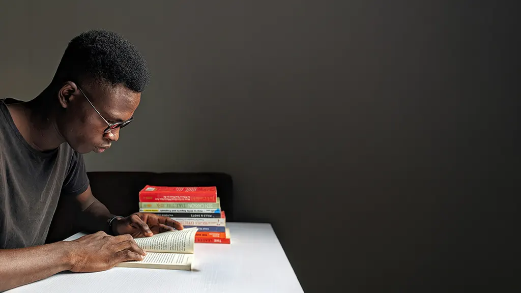 Why English Tuition at eDEAF is the Solution for Deaf Learners